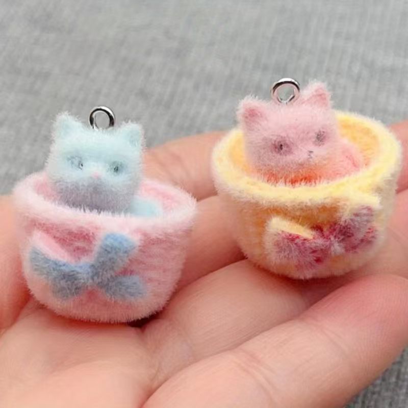 Jewelry Making Earrings - 4pcs 3D plush resin cat pendant,
