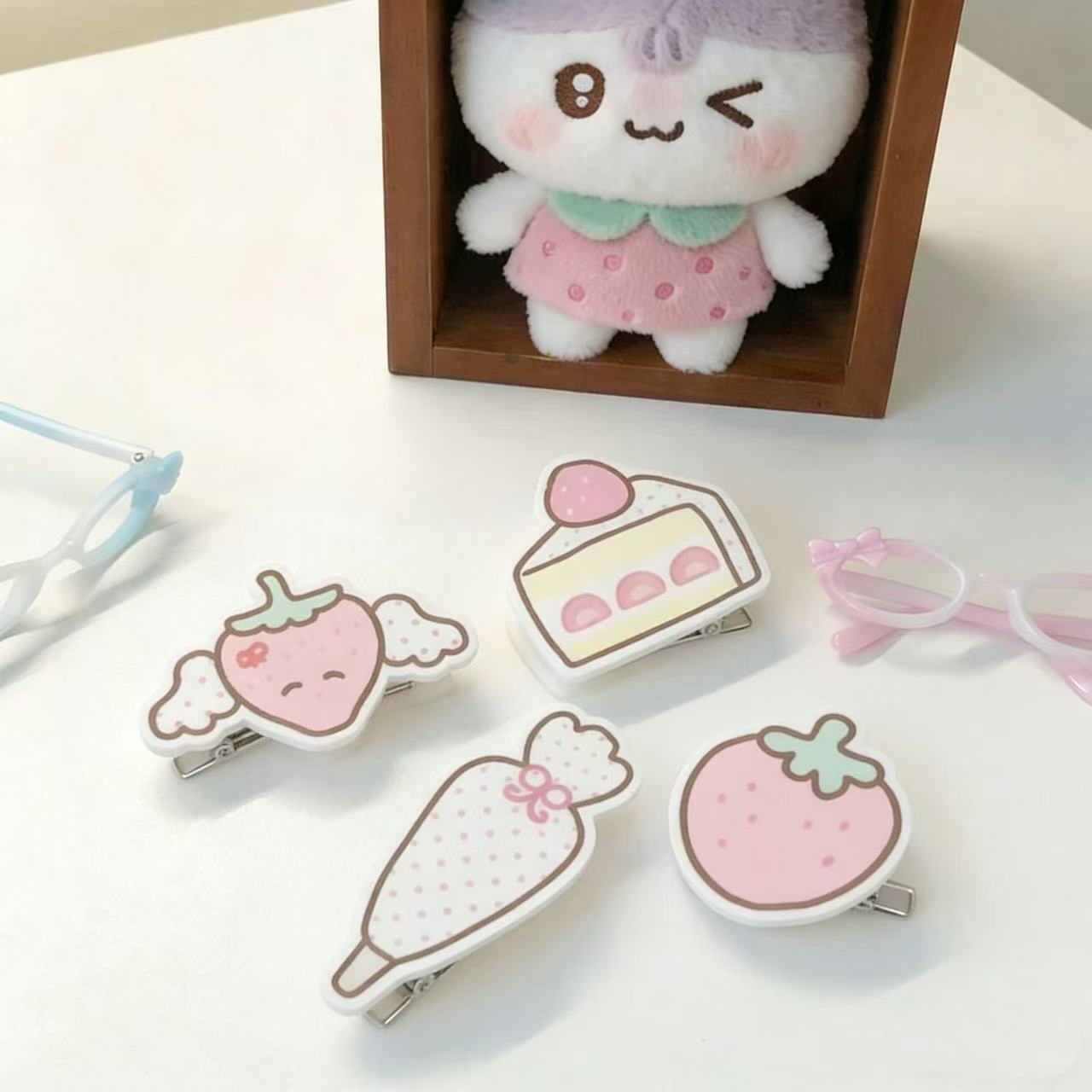 Jewelry Making For Kids - INS Strawberry Cake Hair Clip Set