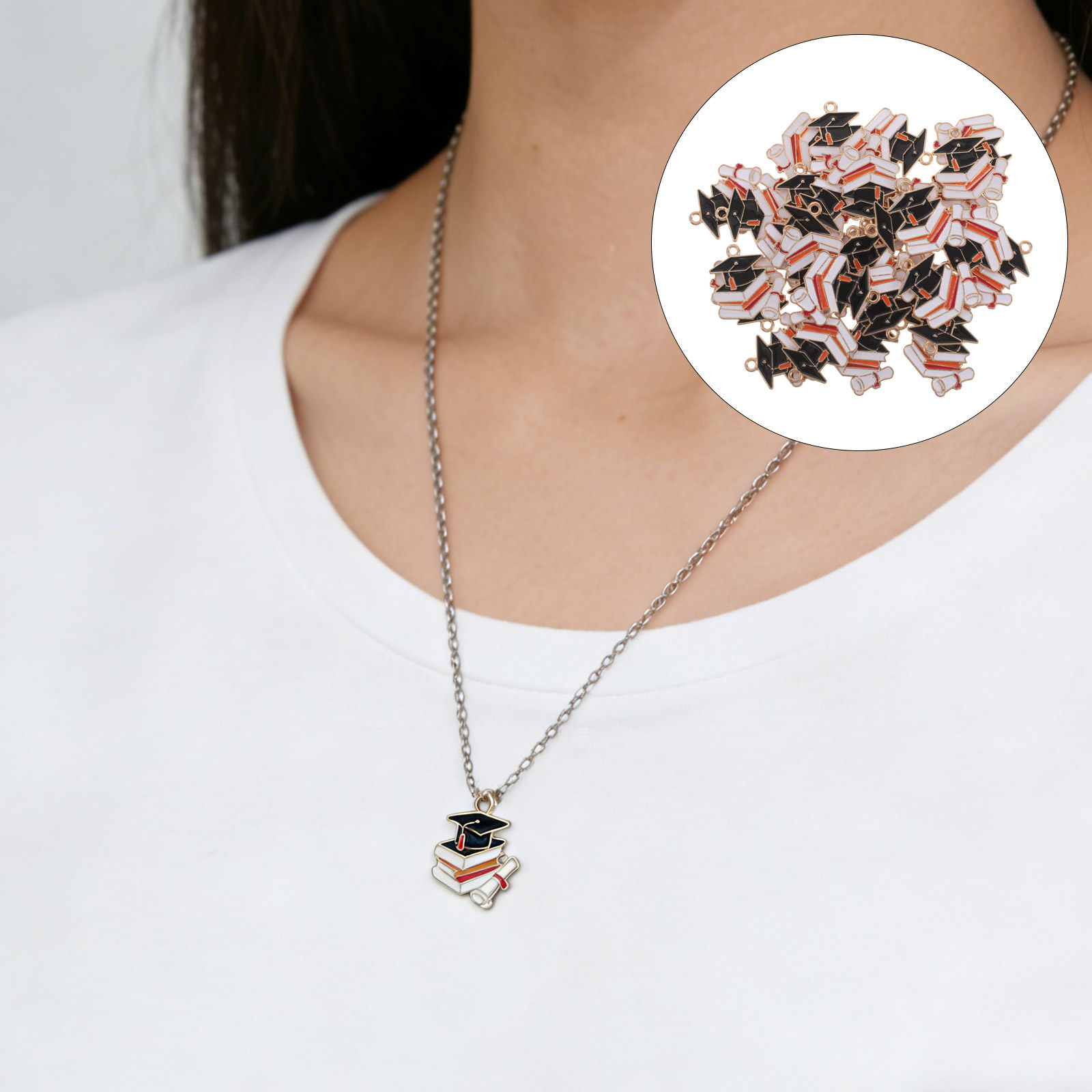 50Pcs Graduation Cap Pendants  - Jewelry Making Diploma recension och pris