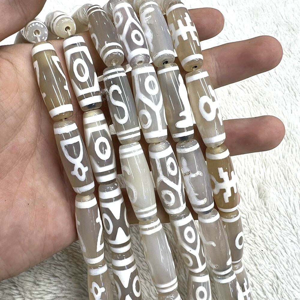30mm White Tibentan 12 Pattern - Jewelry Making Store recension och pris