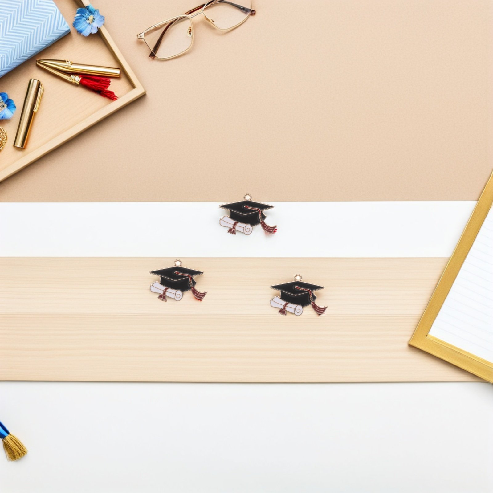 50Pcs Graduation Cap Ornaments - Jewelry Making Diploma recension och pris